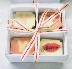 MERNA'S 4 PCE EASTER CHOCCIE BOX