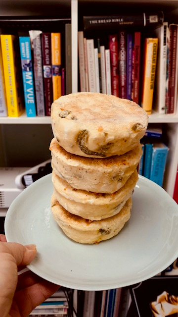 MERNA'S JALAPENO & CHEESE ENGLISH MUFFINS 4 PACK