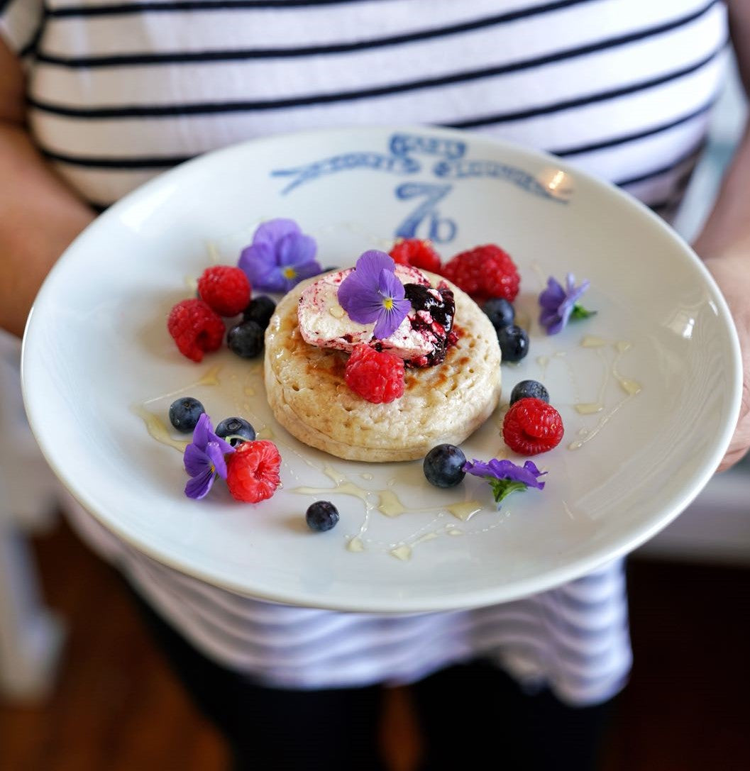 Blueberry Crumpets (6-Pack) by Merna